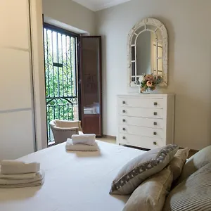 Rentalsevilla Mateos Gago Apartment
