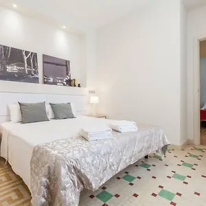 T2, Tirso De Molina, Luminoso Y Tranquilo Apartment